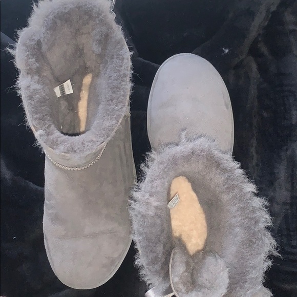 Grey Bailey bow uggs women - Picture 2 of 3